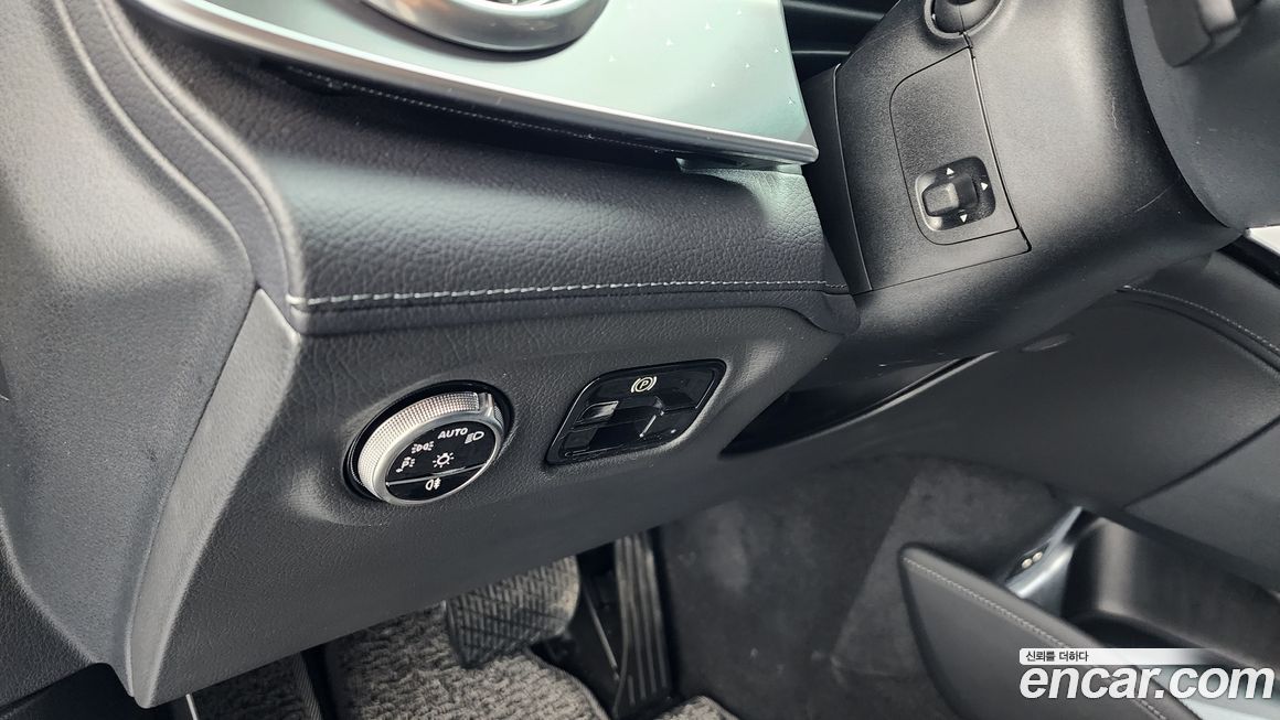 Mercedes-Benz EQE 2023