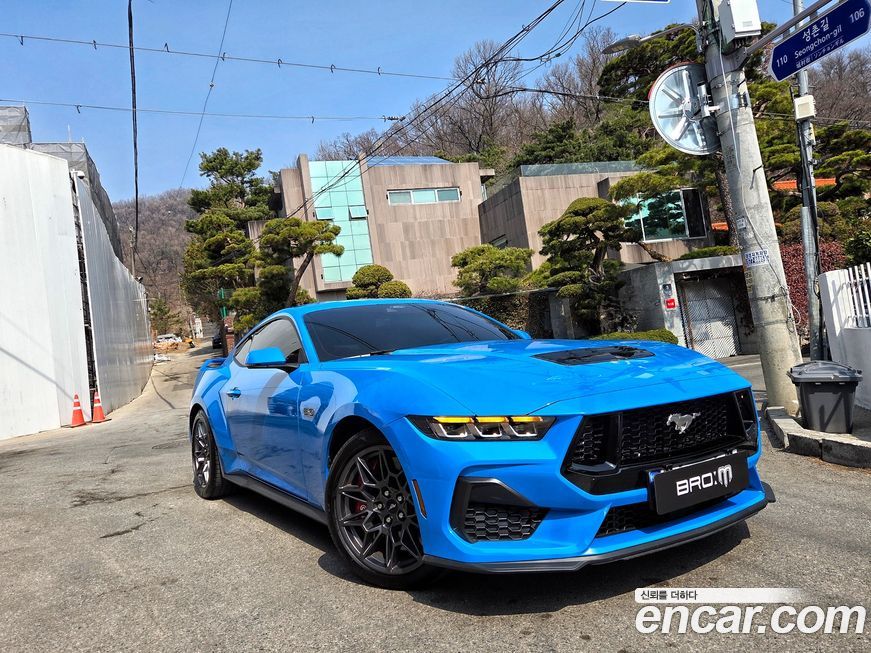 Ford Mustang 2025