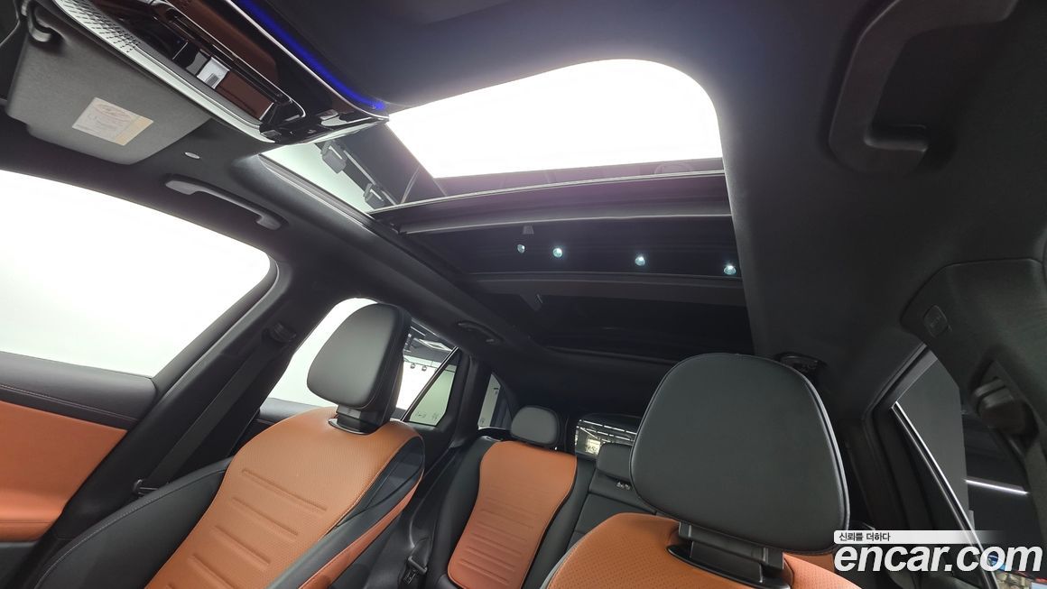 Mercedes-Benz GLC-Class 2024