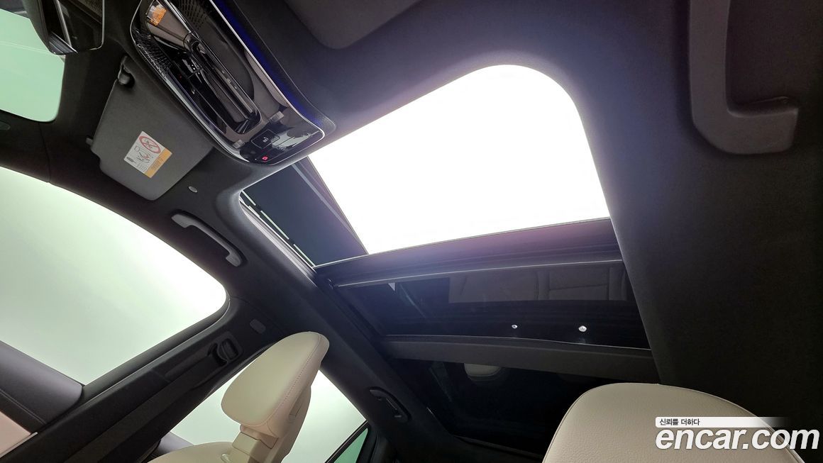 Mercedes-Benz GLC-Class 2025