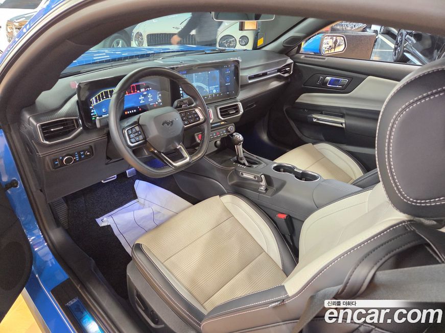 Ford Mustang 2025