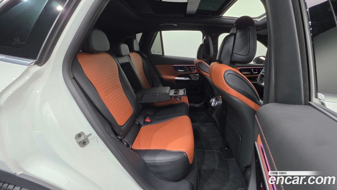 Mercedes-Benz GLC-Class 2024