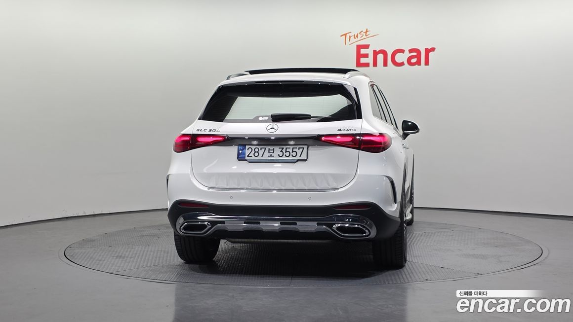 Mercedes-Benz GLC-Class 2024