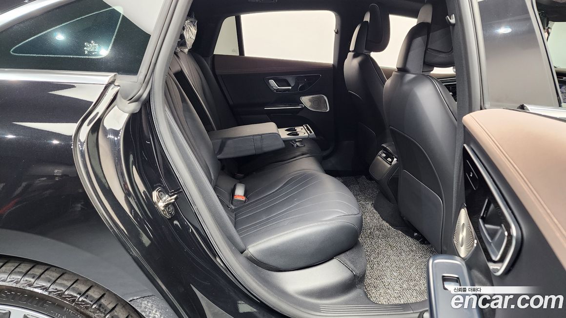 Mercedes-Benz EQE 2023