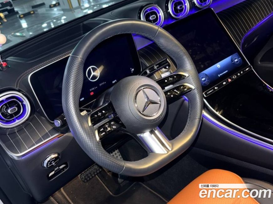 Mercedes-Benz GLC-Class 2023