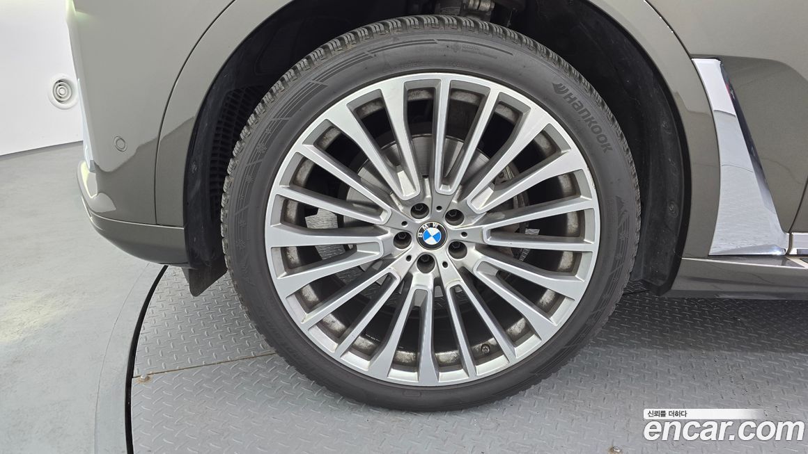 BMW X7 2022