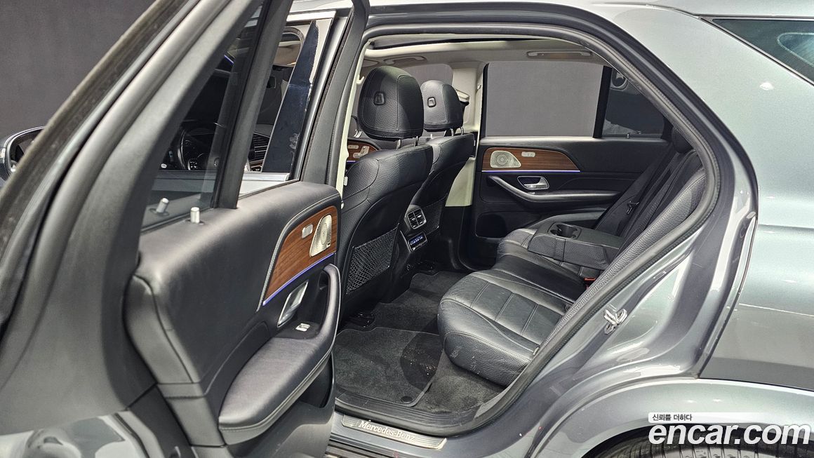 Mercedes-Benz GLE-Class 2021