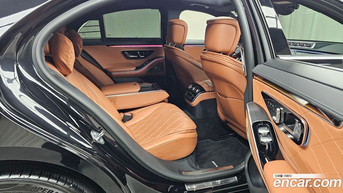 Mercedes-Benz S-Class 2021