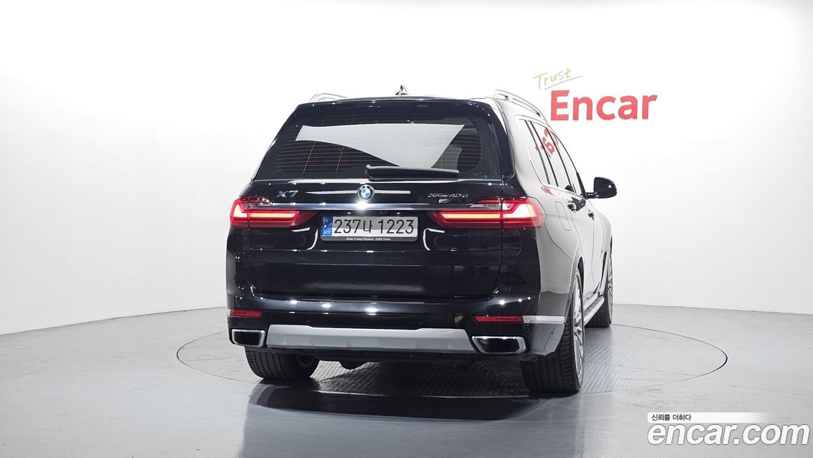BMW X7 2022