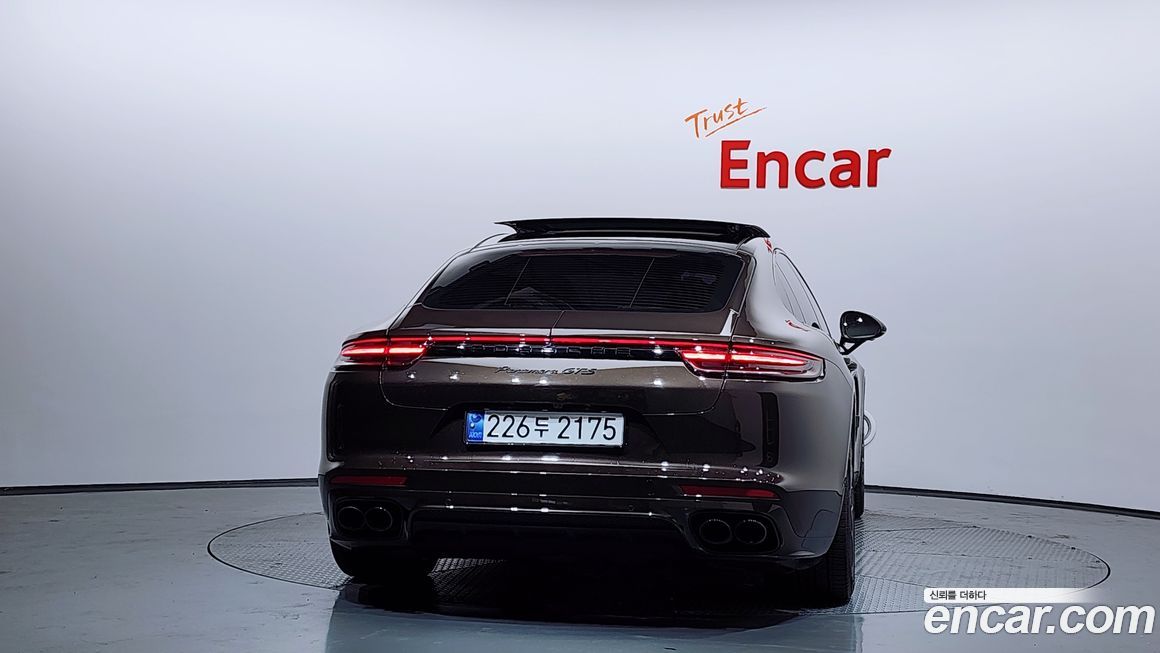 Porsche Panamera 2019
