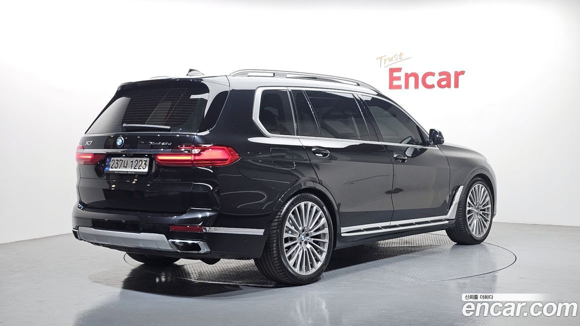 BMW X7 2022