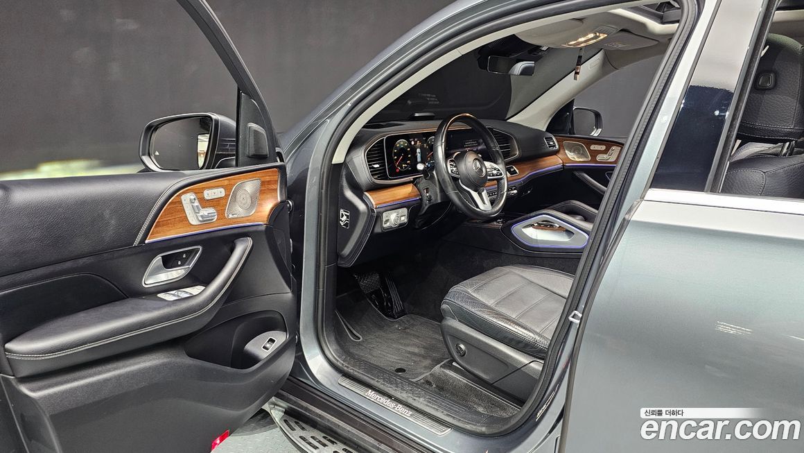 Mercedes-Benz GLE-Class 2021