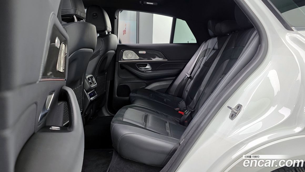 Mercedes-Benz GLE-Class 2021