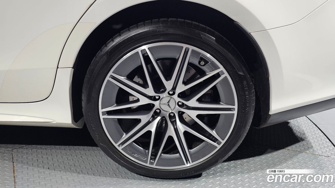 Mercedes-Benz AMG GT 2022