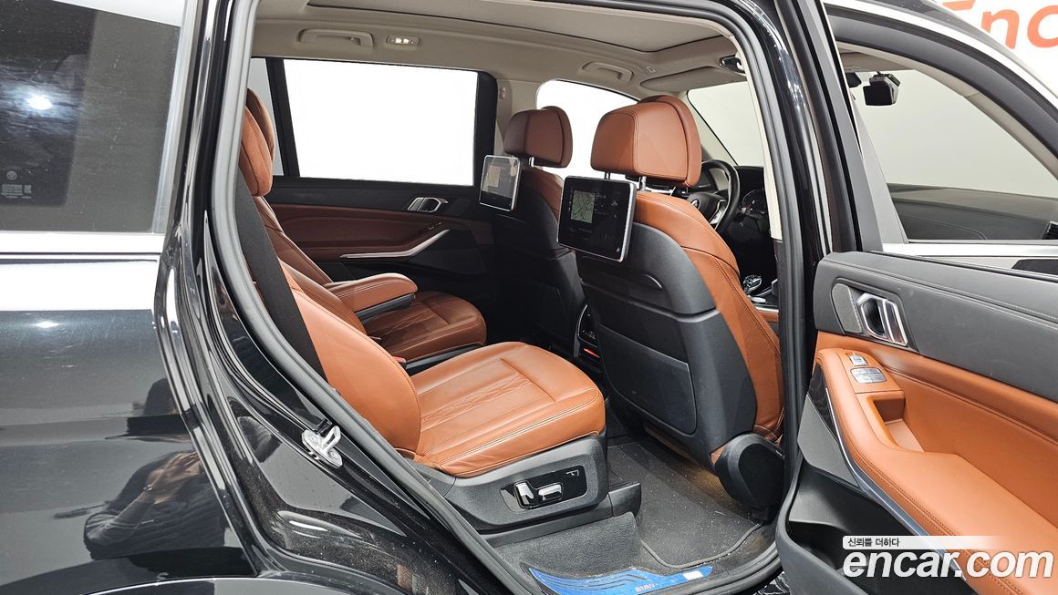 BMW X7 2022