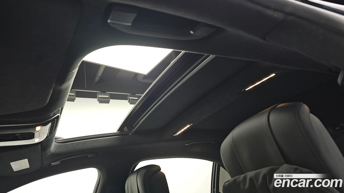 Mercedes-Benz S-Class 2021