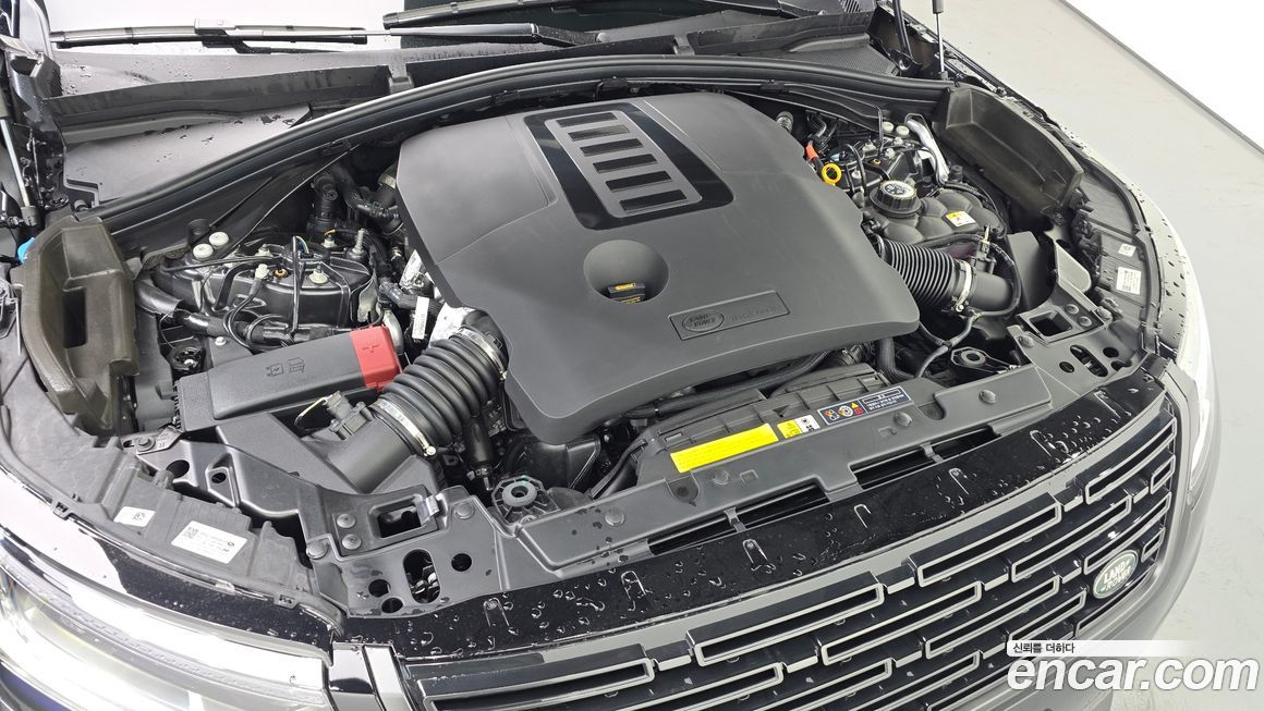 Land Rover Range Rover Velar 2025