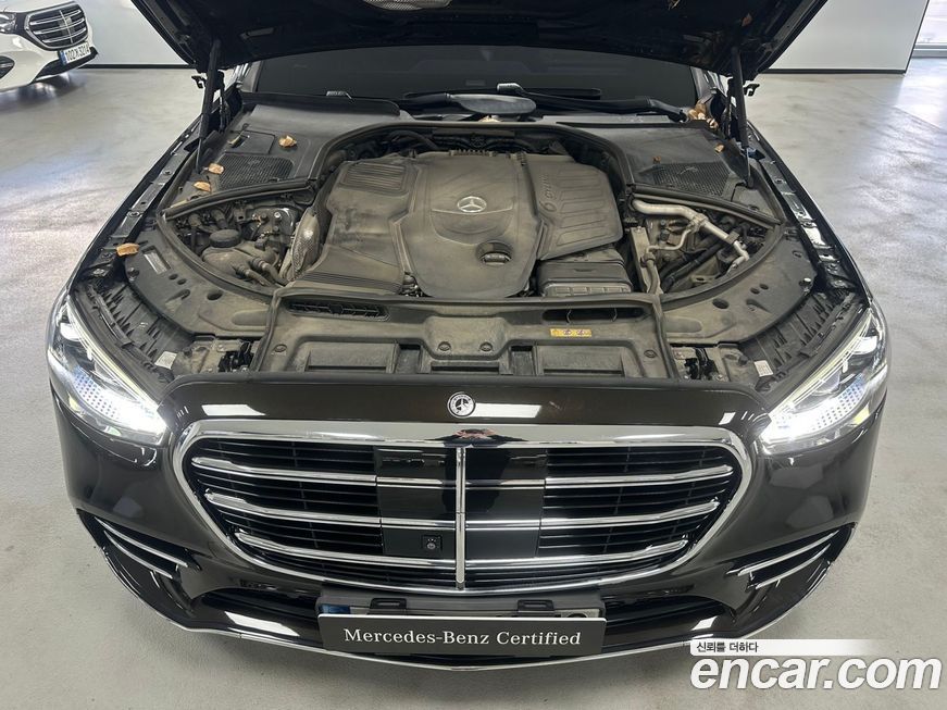 Mercedes-Benz S-Class 2021