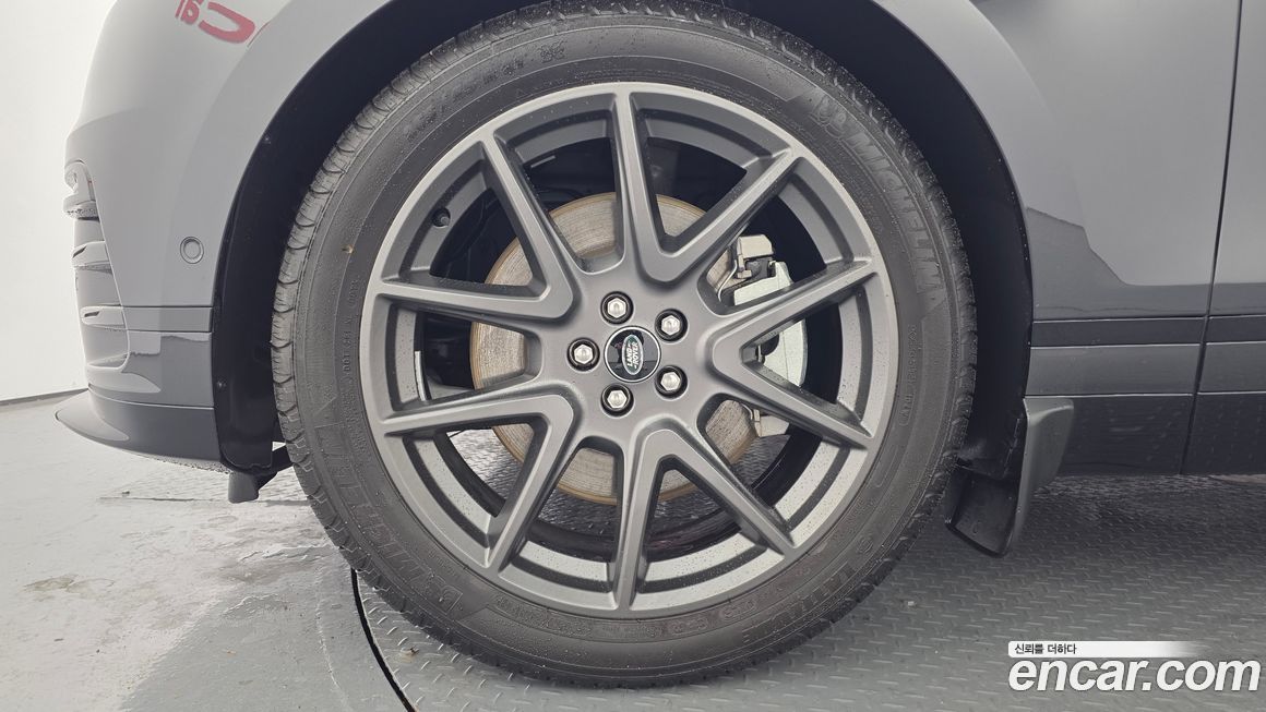 Land Rover Range Rover Velar 2025