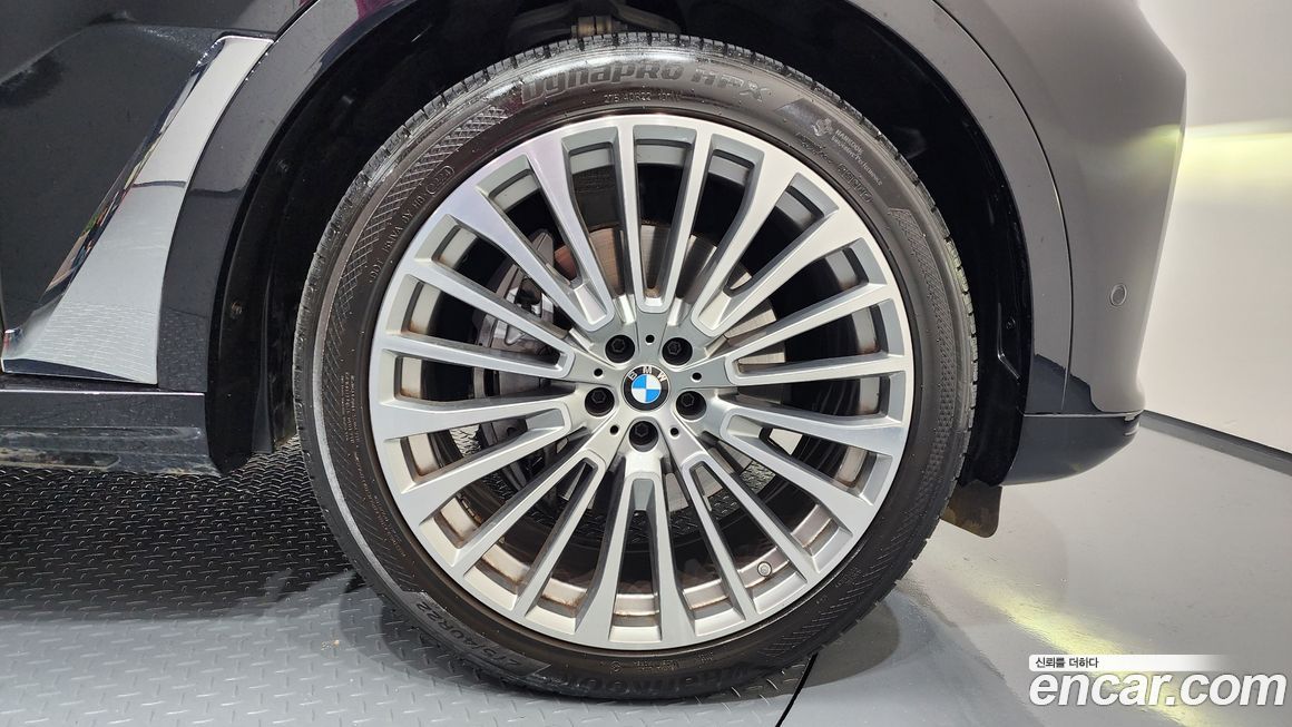 BMW X7 2022