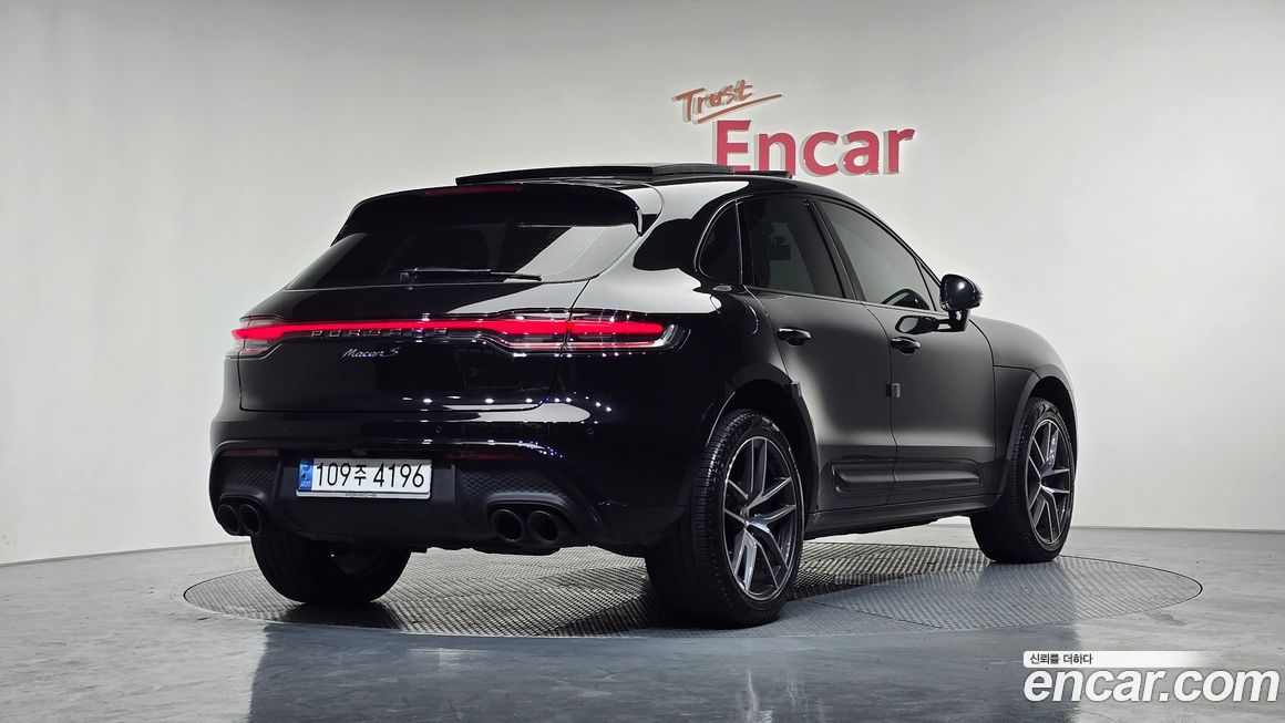 Porsche Macan 2023