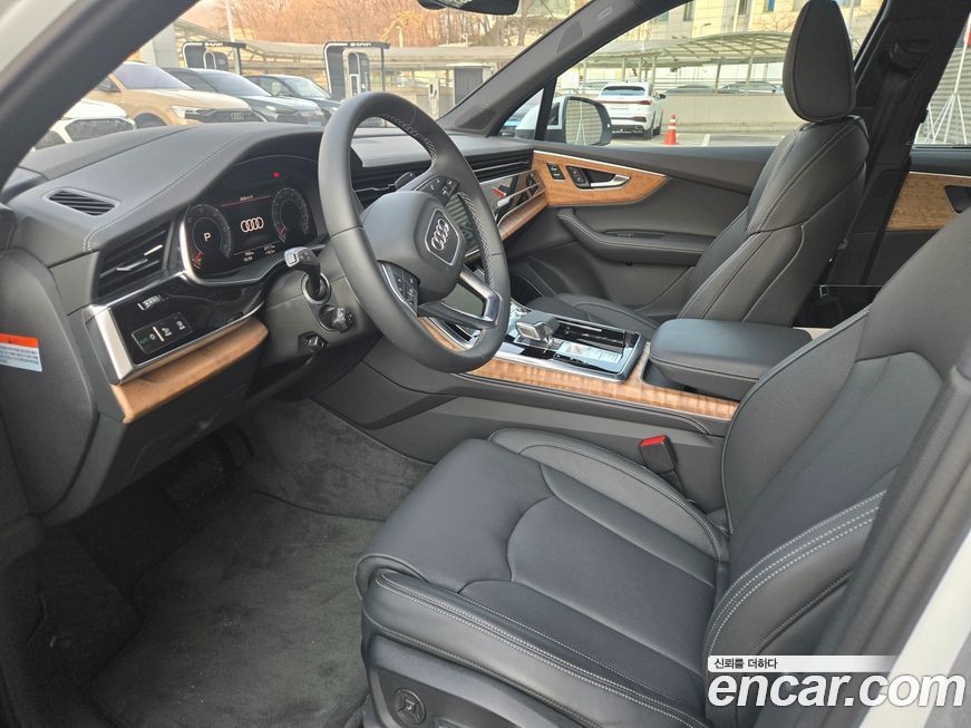 Audi Q7 2025