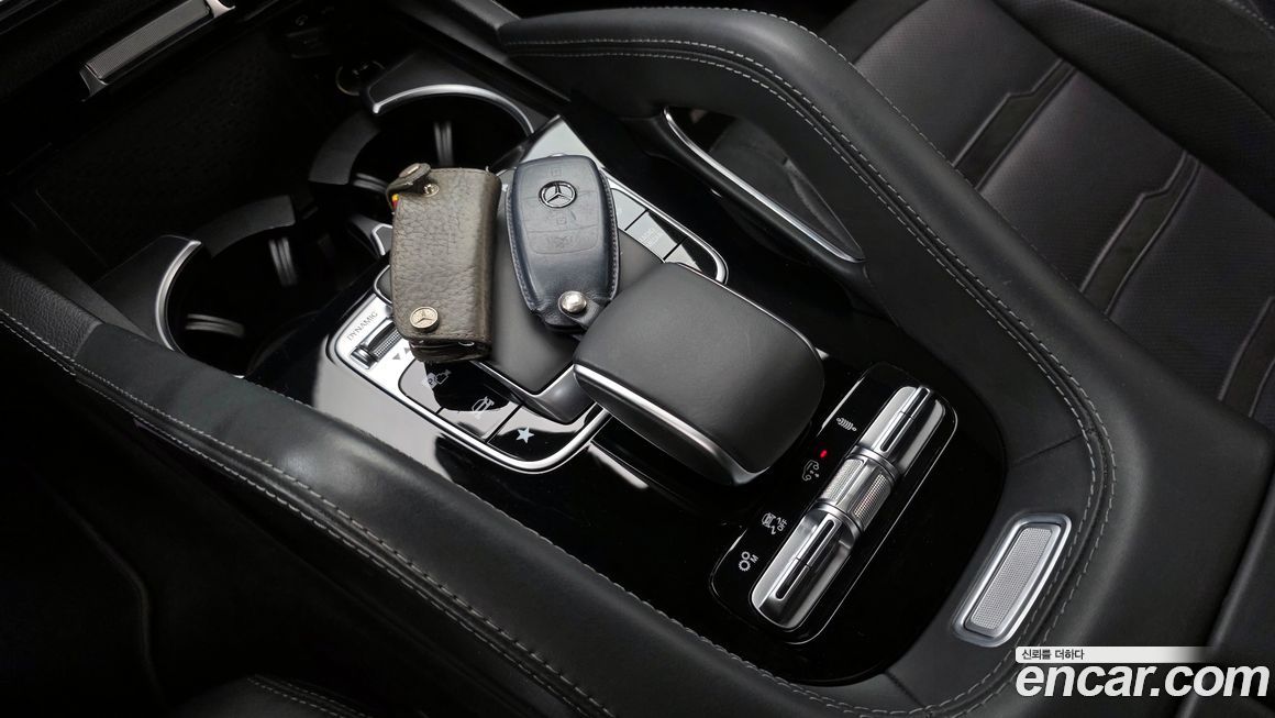 Mercedes-Benz GLE-Class 2021