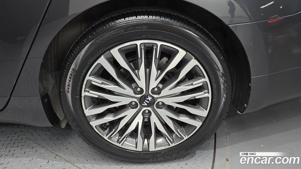 Kia K7 2020