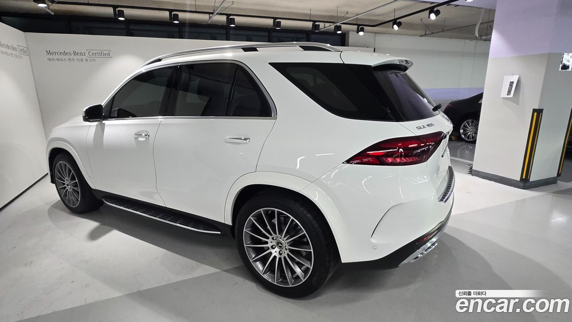 Mercedes-Benz GLE-Class 2025