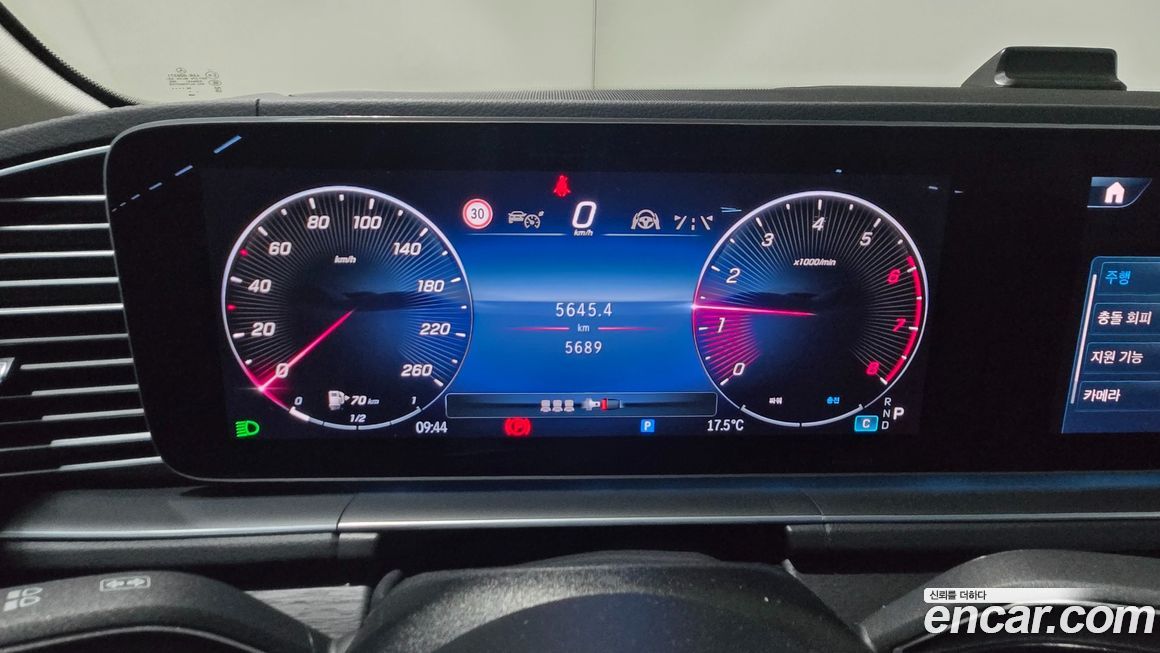 Mercedes-Benz GLE-Class 2025