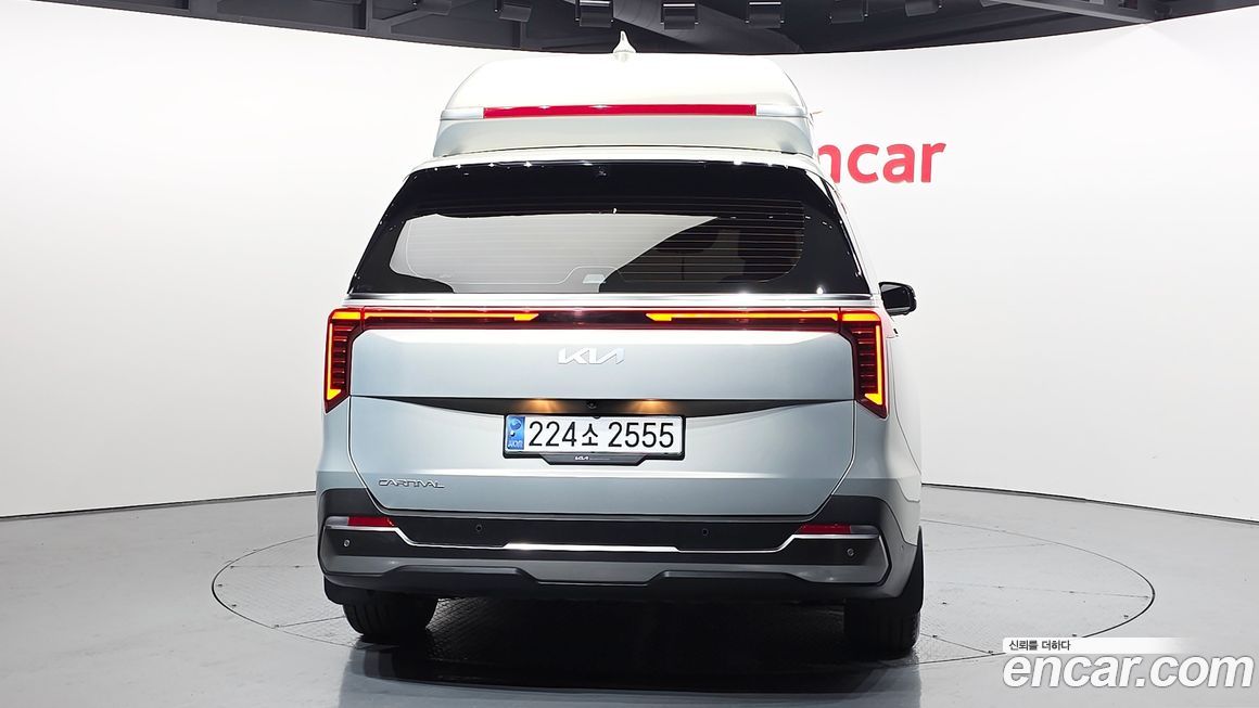 Kia Canival 2024