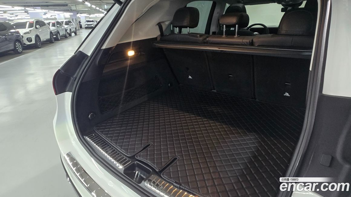 Mercedes-Benz GLE-Class 2025