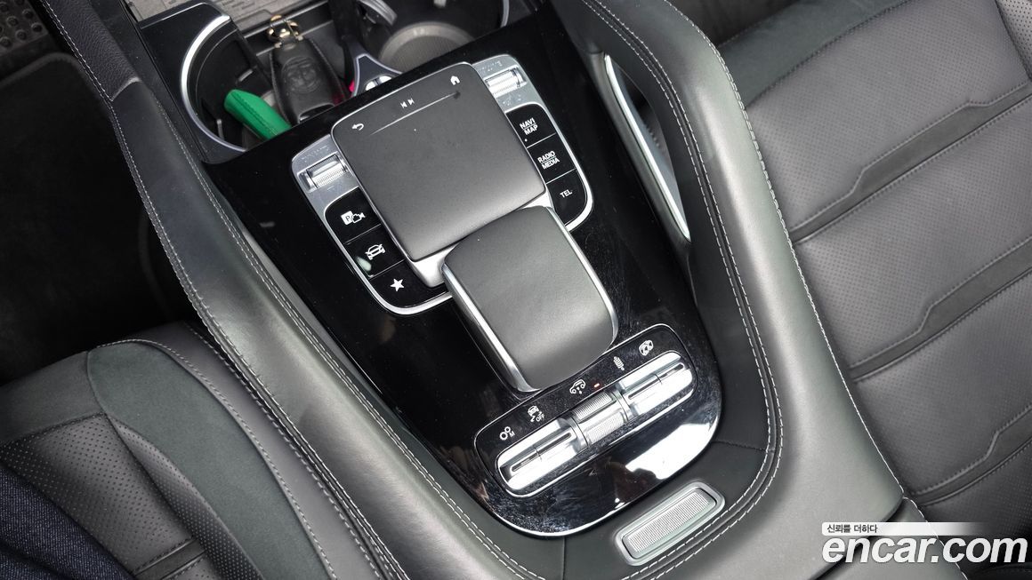 Mercedes-Benz GLE-Class 2023