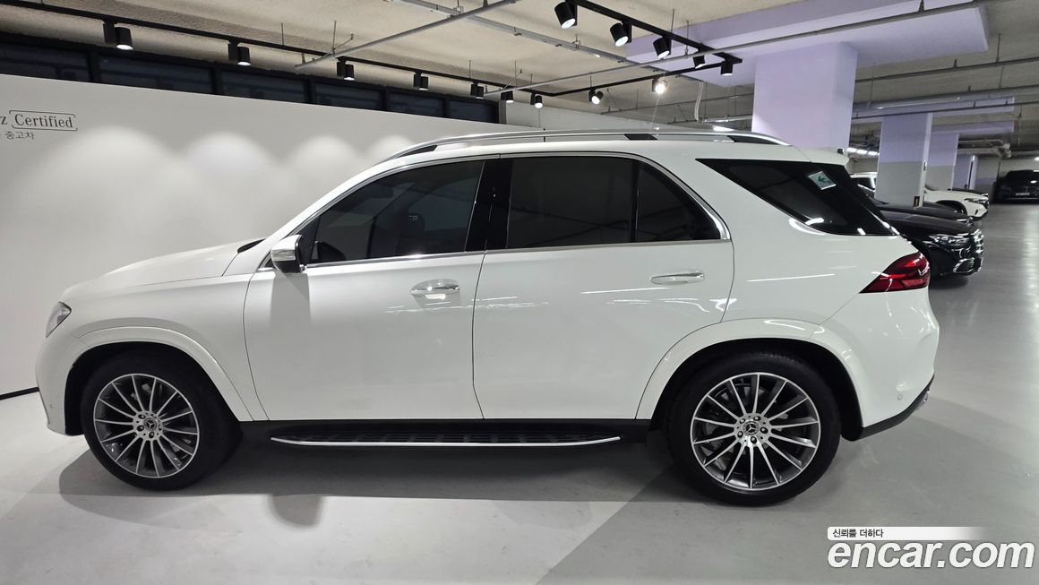 Mercedes-Benz GLE-Class 2025