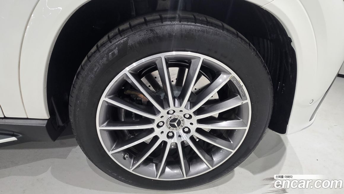 Mercedes-Benz GLE-Class 2025