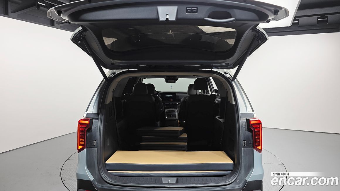 Kia Canival 2024