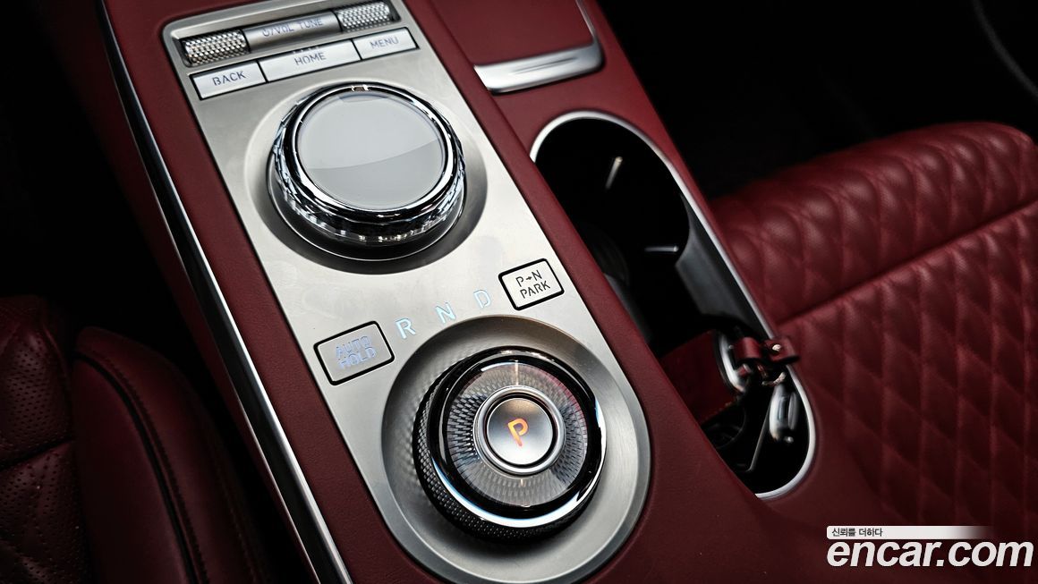 Genesis GV70 2021