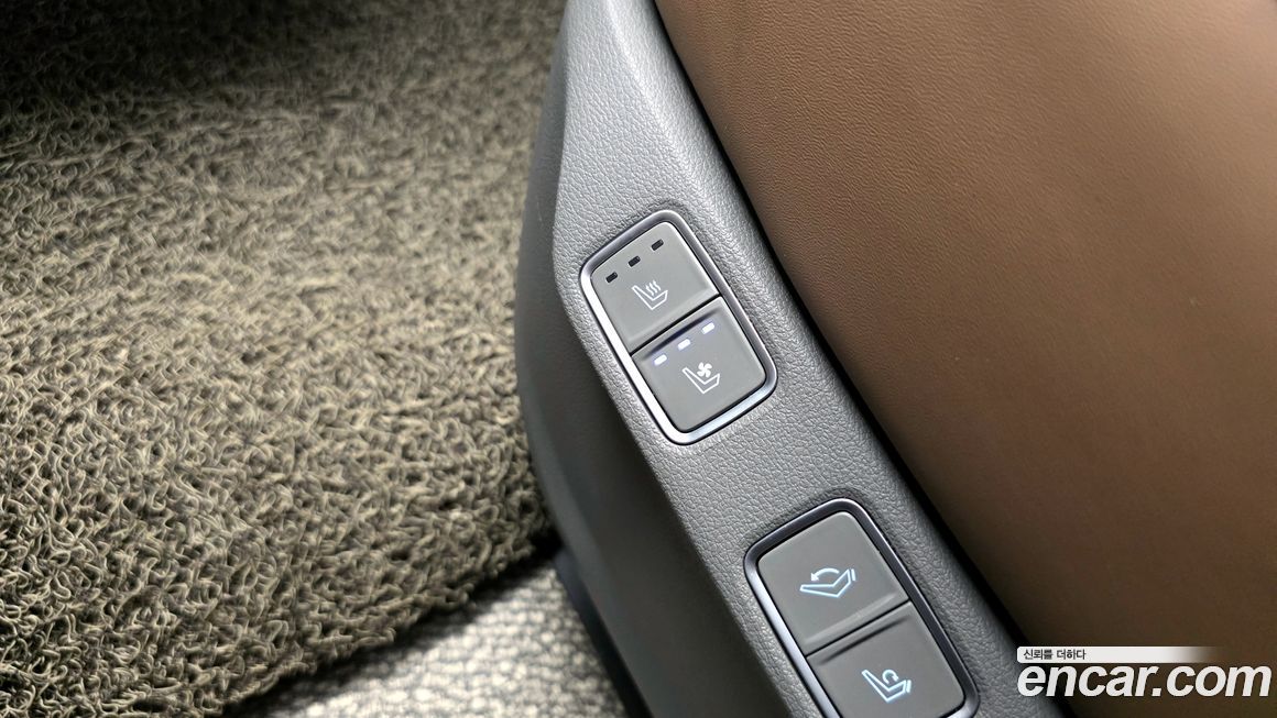 Hyundai Staria 2023