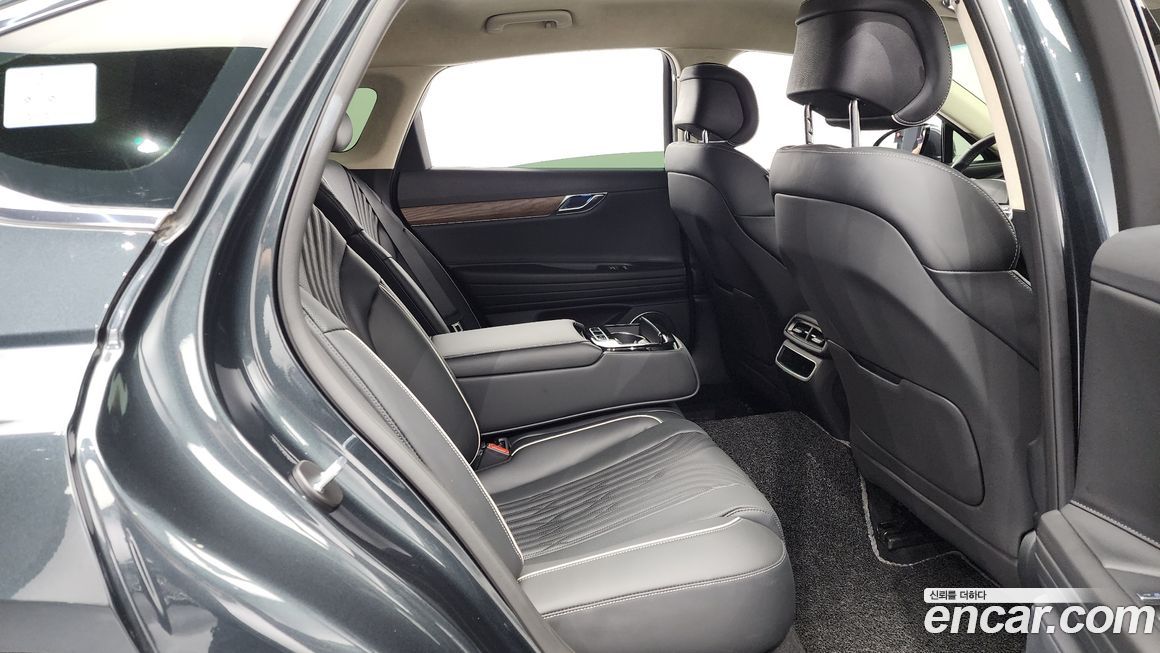 Genesis G80 2023