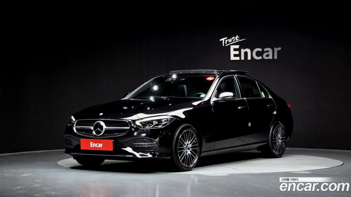 Mercedes-Benz C-Class 2025