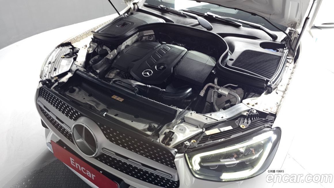 Mercedes-Benz GLC-Class 2021