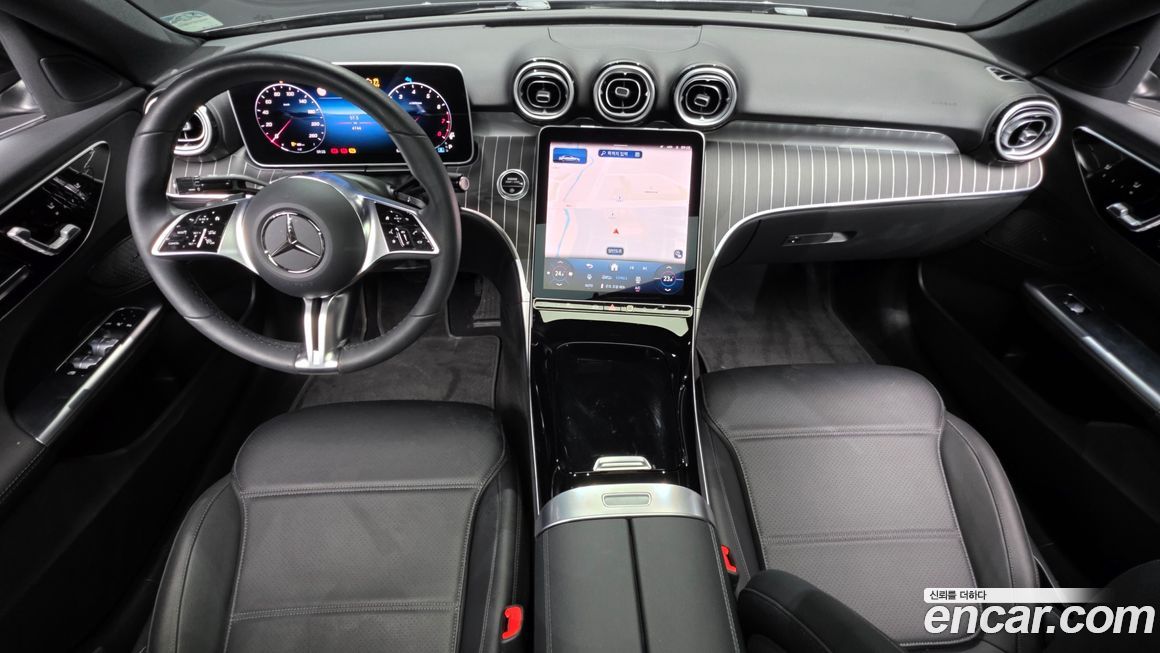 Mercedes-Benz C-Class 2025