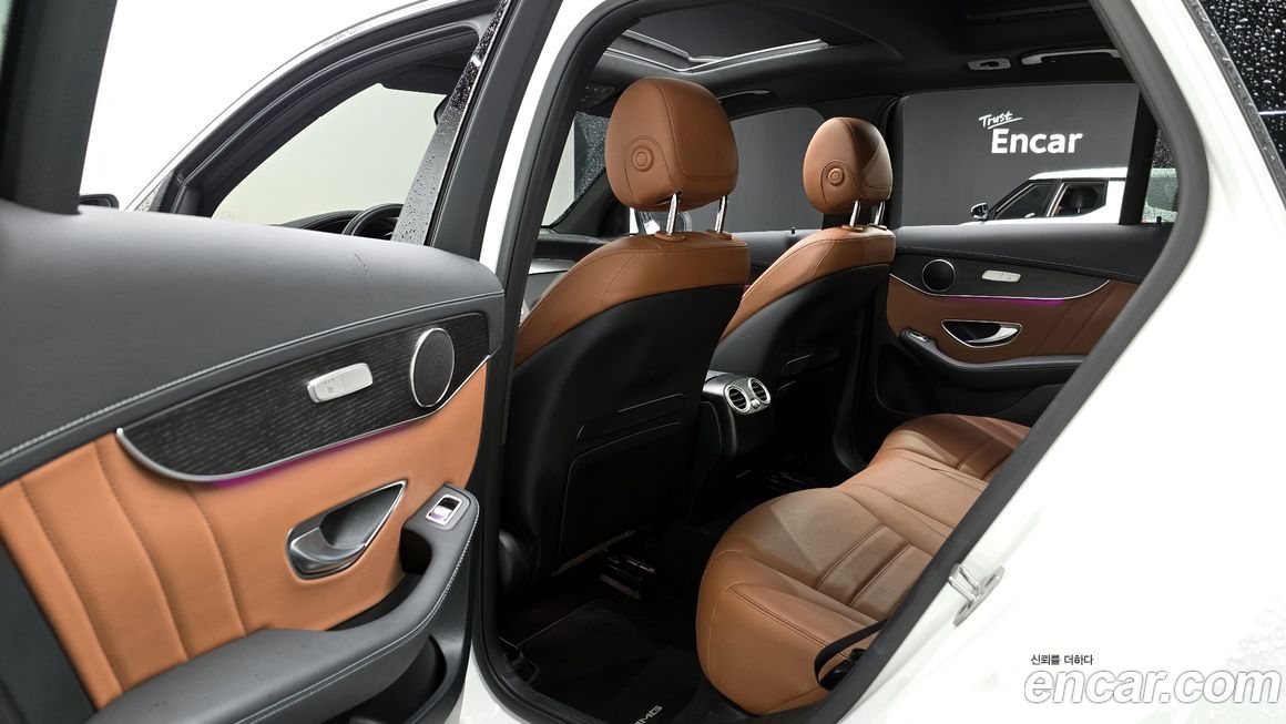 Mercedes-Benz GLC-Class 2022