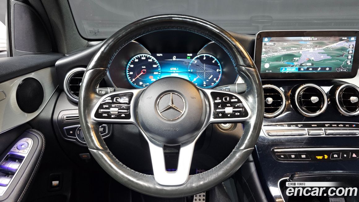 Mercedes-Benz GLC-Class 2021