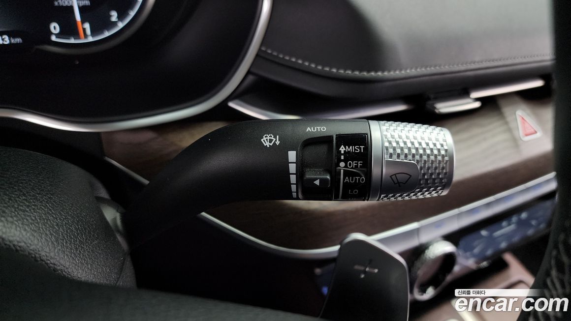 Genesis G80 2023