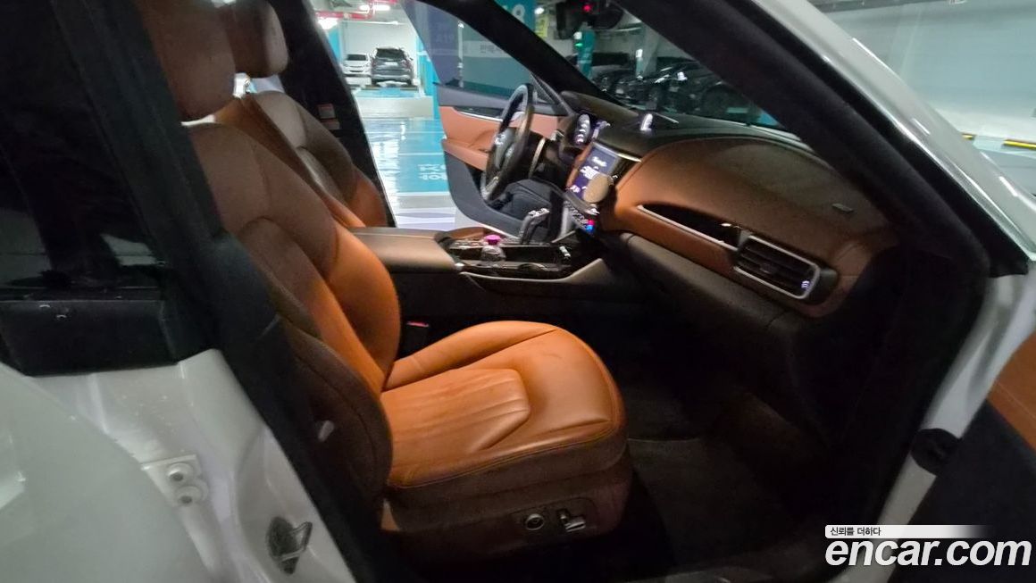 Maserati Levante 2022