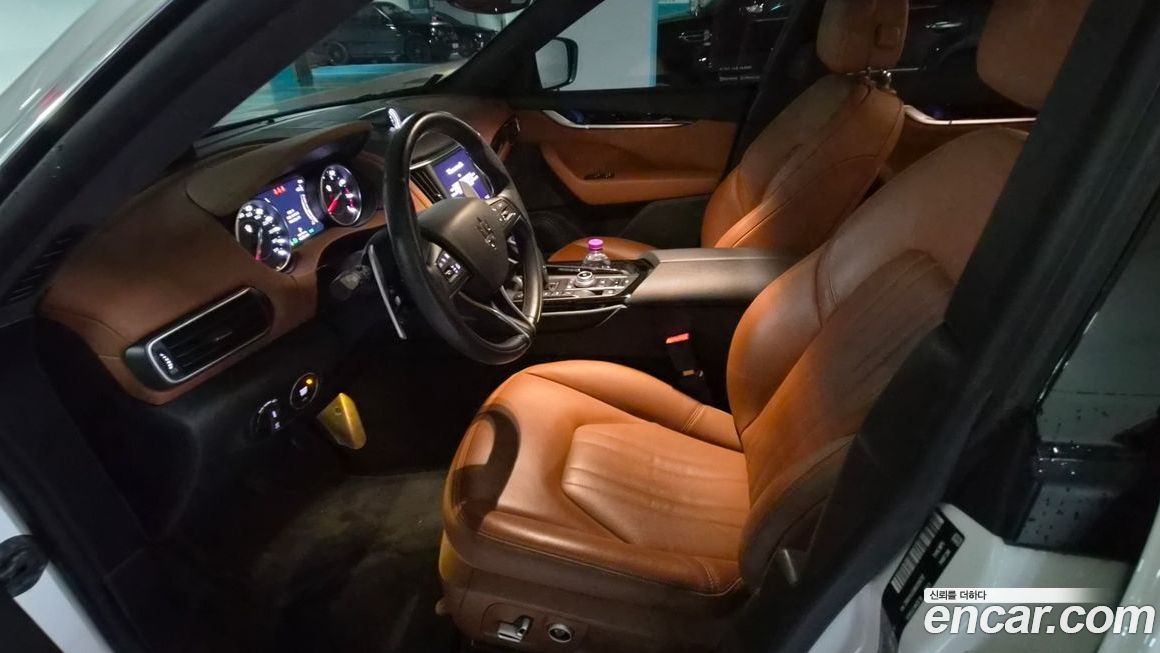 Maserati Levante 2022