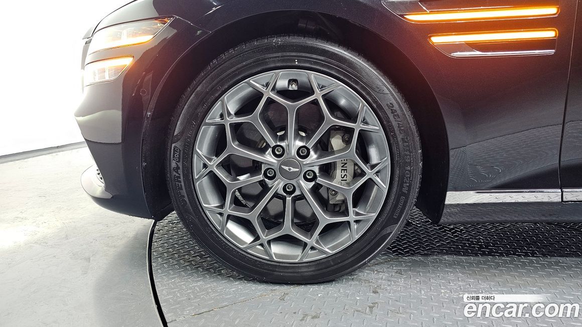 Genesis G80 2022