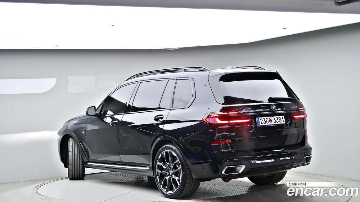BMW X7 2025