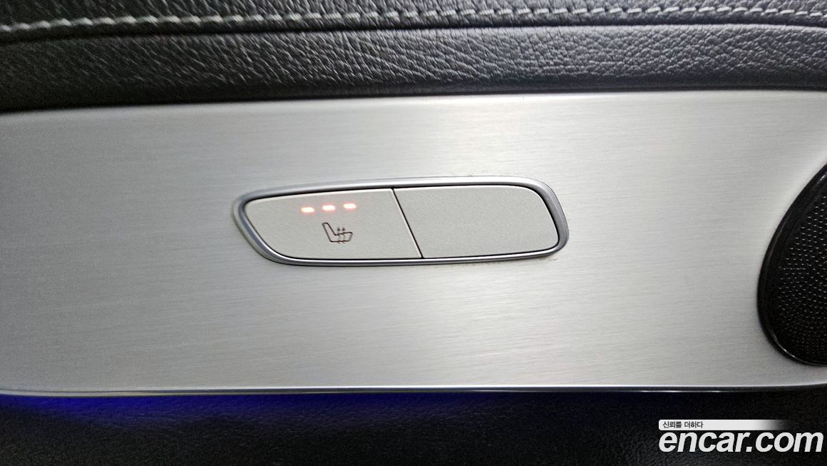 Mercedes-Benz GLC-Class 2021